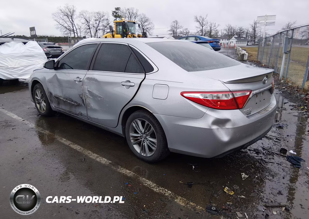 2016 Toyota Camry Se VIN:4T1BF1FK3GU123067 - 3