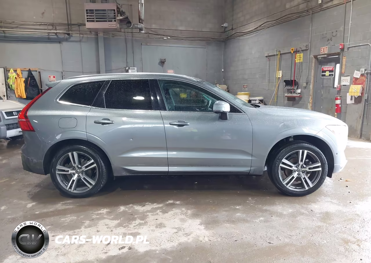 2019 Volvo Xc60 T5 Momentum VIN:LYV102RK6KB362666 - 13