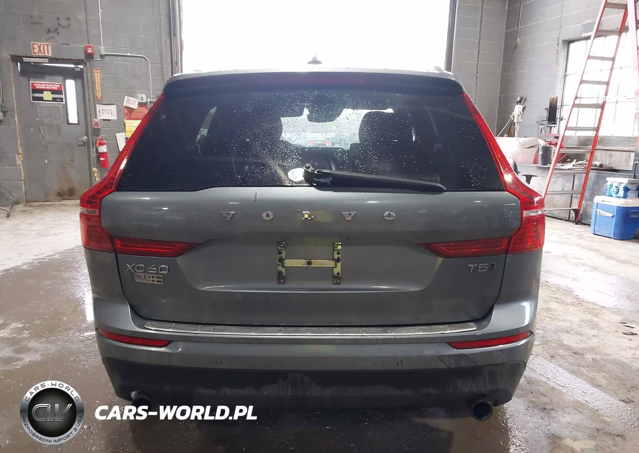 2019 Volvo Xc60 T5 Momentum VIN:LYV102RK6KB362666 - 16