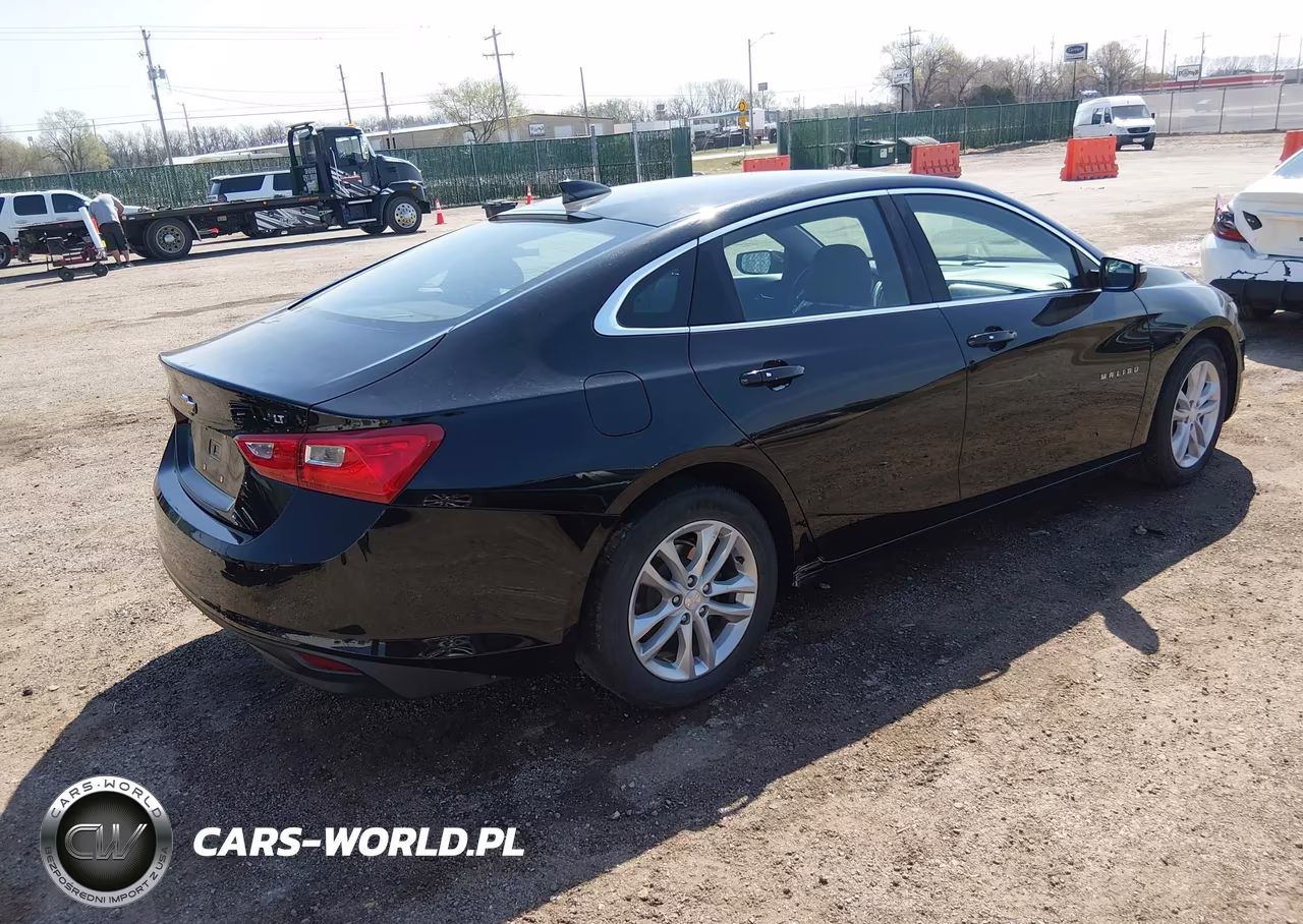 2017 Chevrolet Malibu 1Lt VIN:1G1ZE5ST8HF209579 - 4