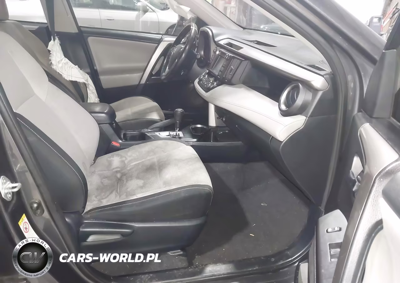 2017 Toyota Rav4 Xle VIN:JTMRFREV2HD217973 - 5