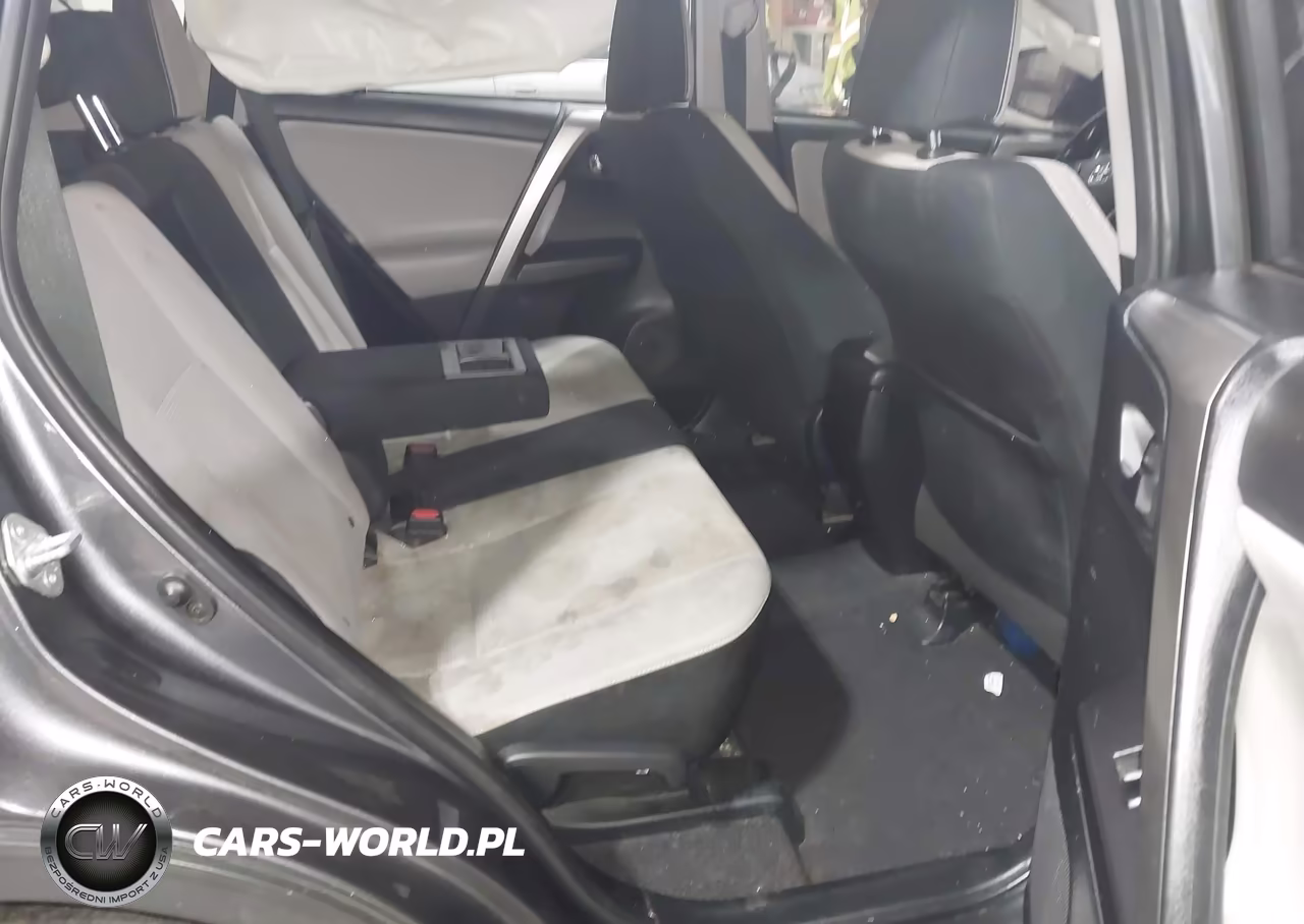 2017 Toyota Rav4 Xle VIN:JTMRFREV2HD217973 - 8