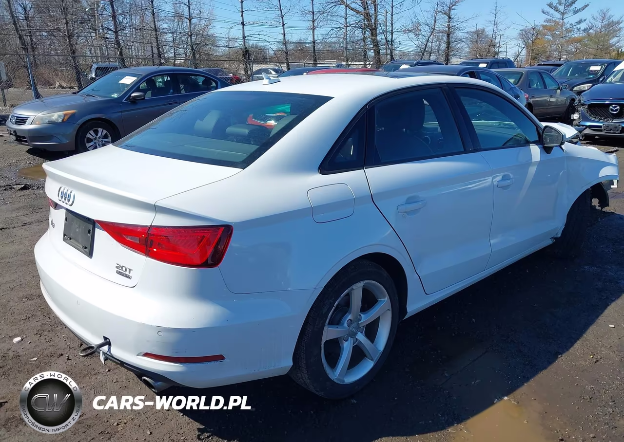 2016 Audi A3 2.0T Premium VIN:WAUB8GFF0G1030364 - 4