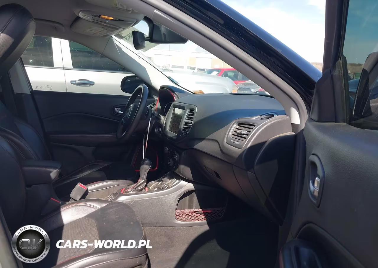 2021 Jeep Compass Trailhawk 4X4 VIN:3C4NJDDB6MT589103 - 5