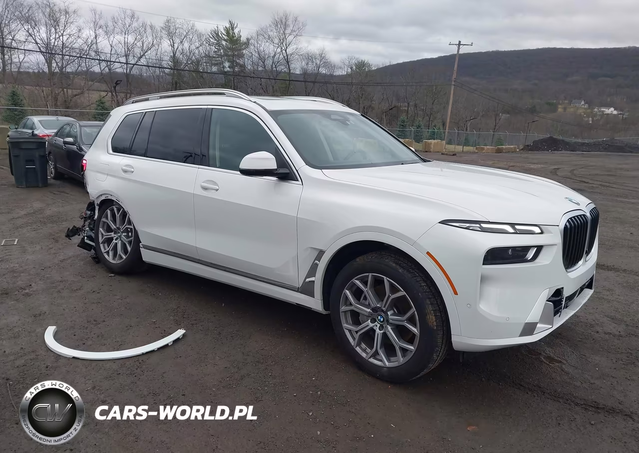 2025 BMW X7 xDrive40I