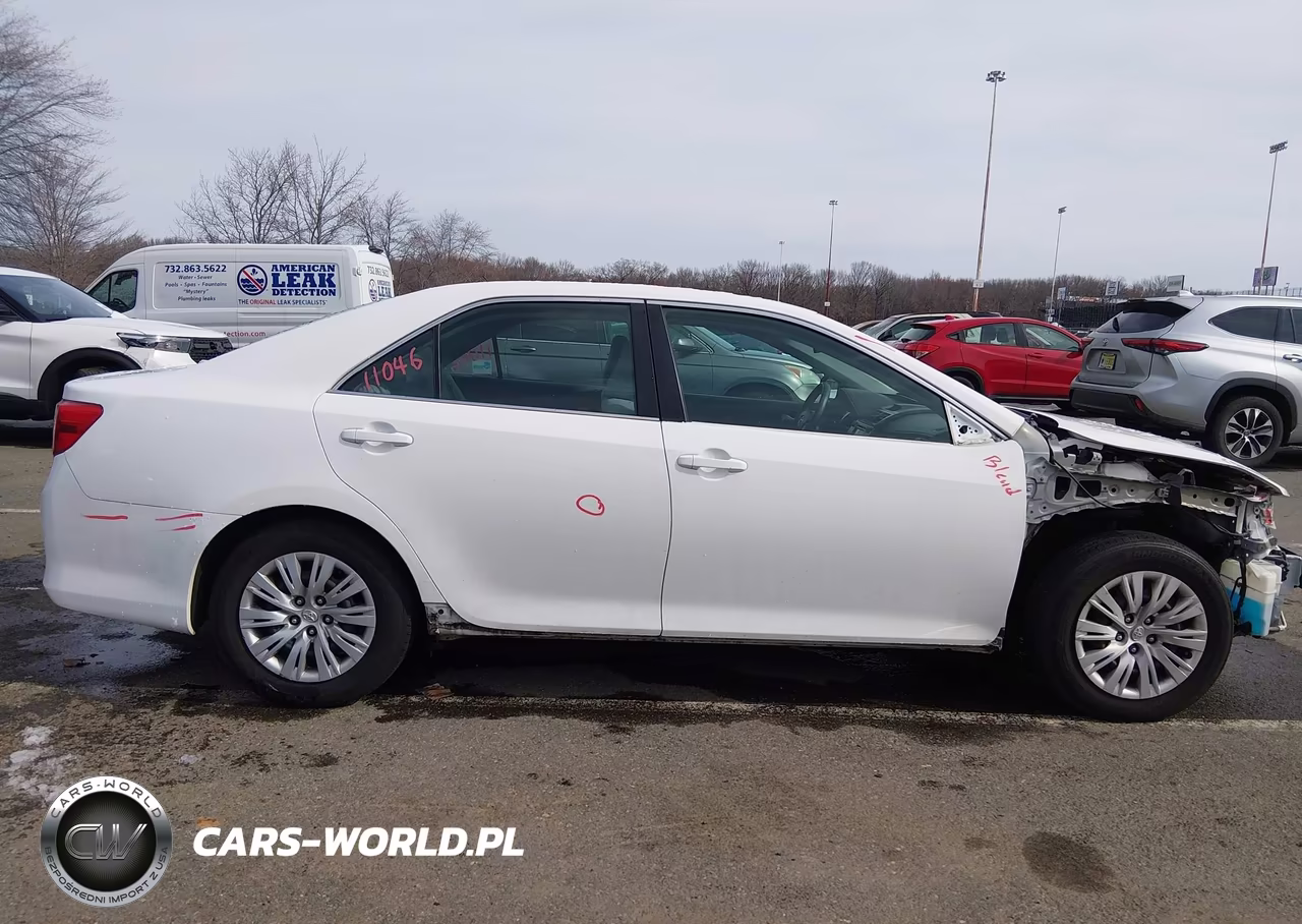 2012 Toyota Camry Le VIN:4T1BF1FK5CU571224 - 13