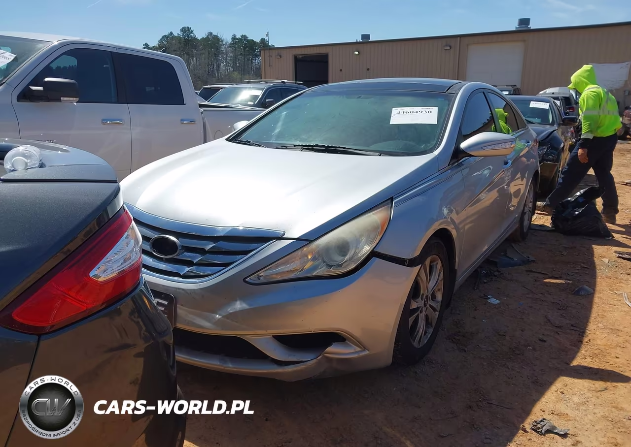 2013 Hyundai Sonata Limited VIN:5NPEC4AC3DH612456 - 13