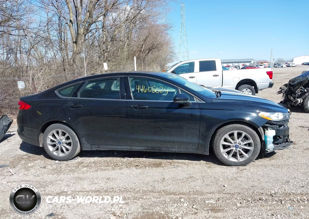 2017 Ford Fusion Se VIN:3FA6P0H75HR345050 - 14