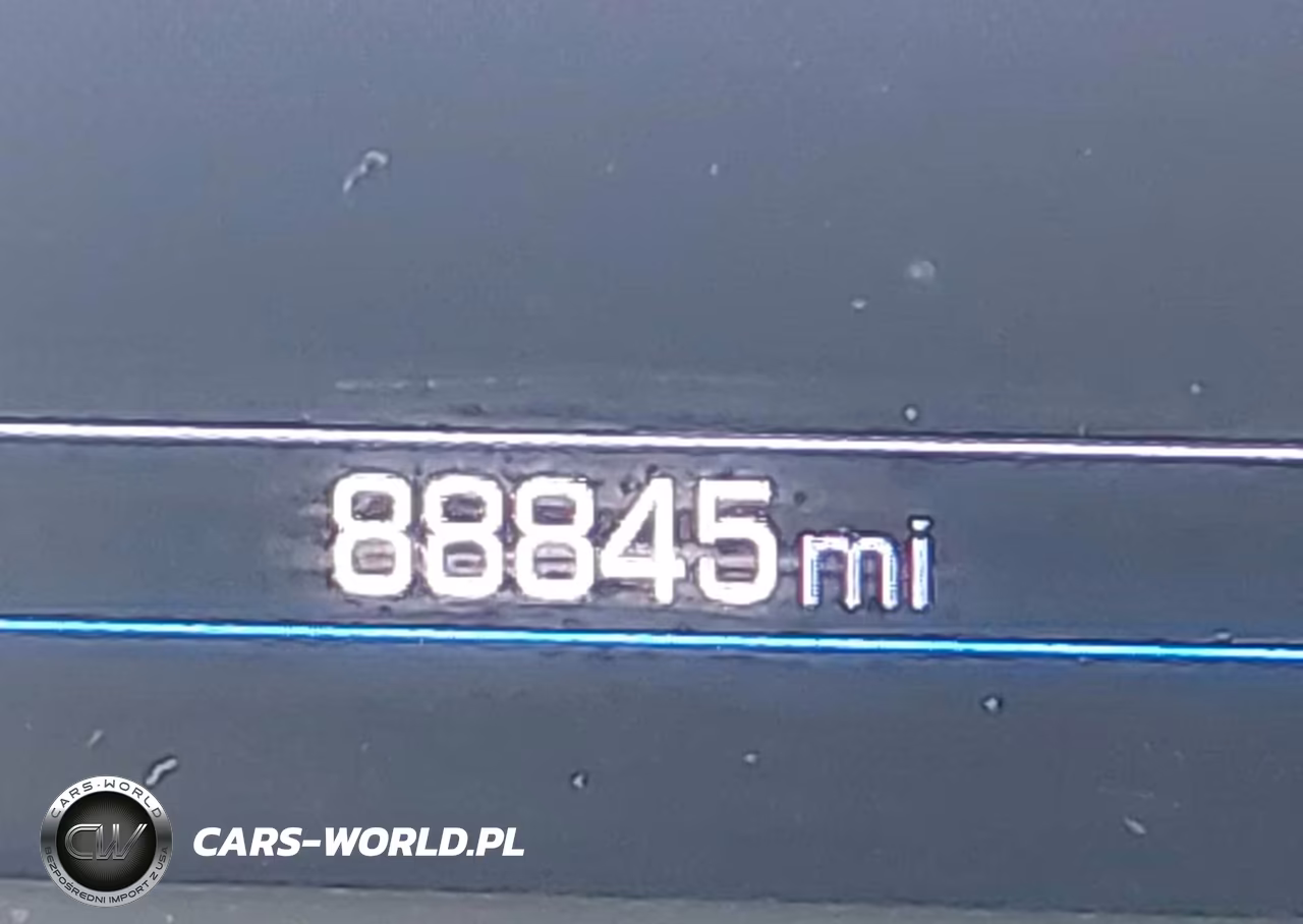 2019 Chevrolet Blazer VIN:3GNKBBRA7KS679343 - 16