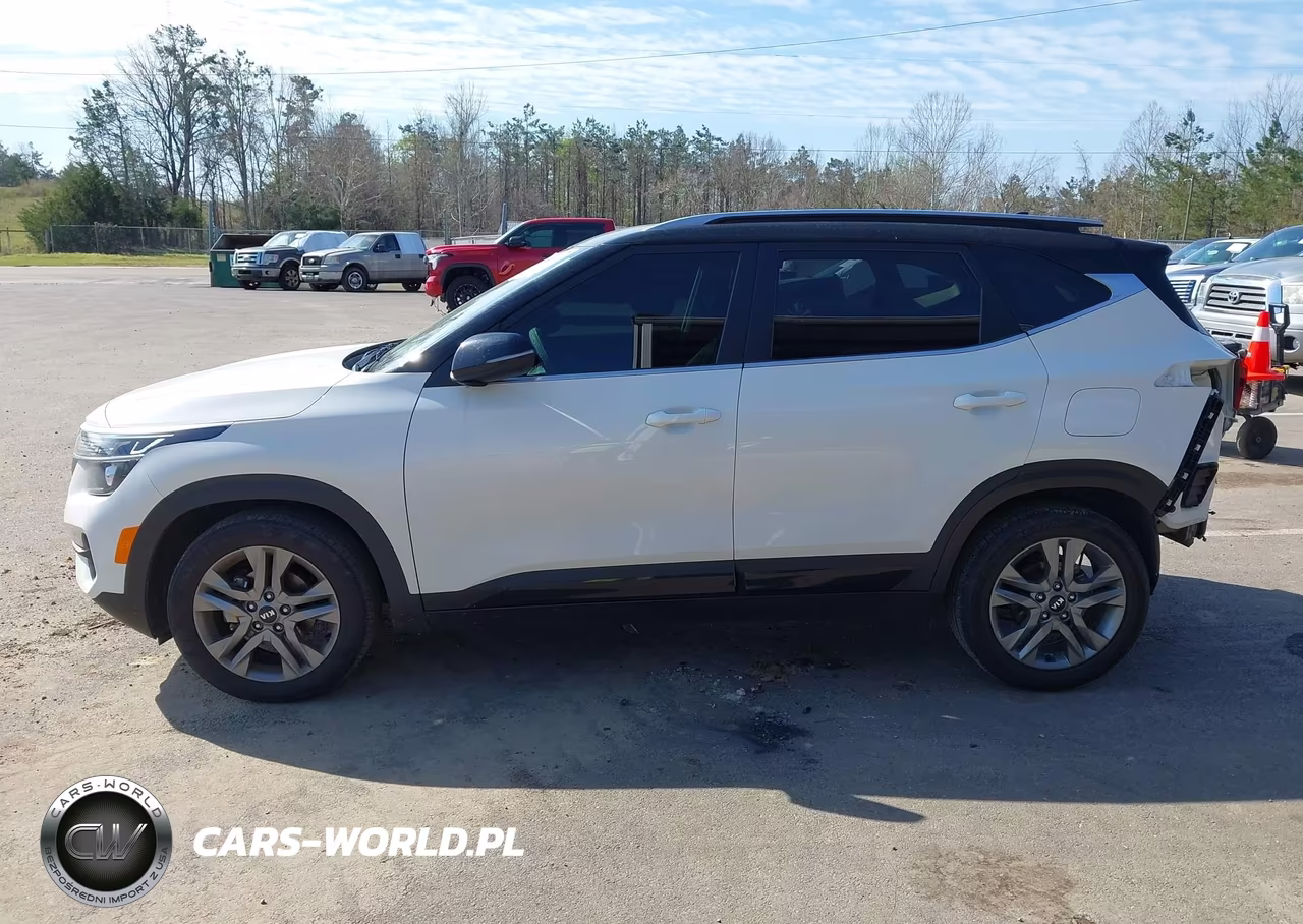 2021 Kia Seltos S VIN:KNDEU2AA4M7139381 - 14