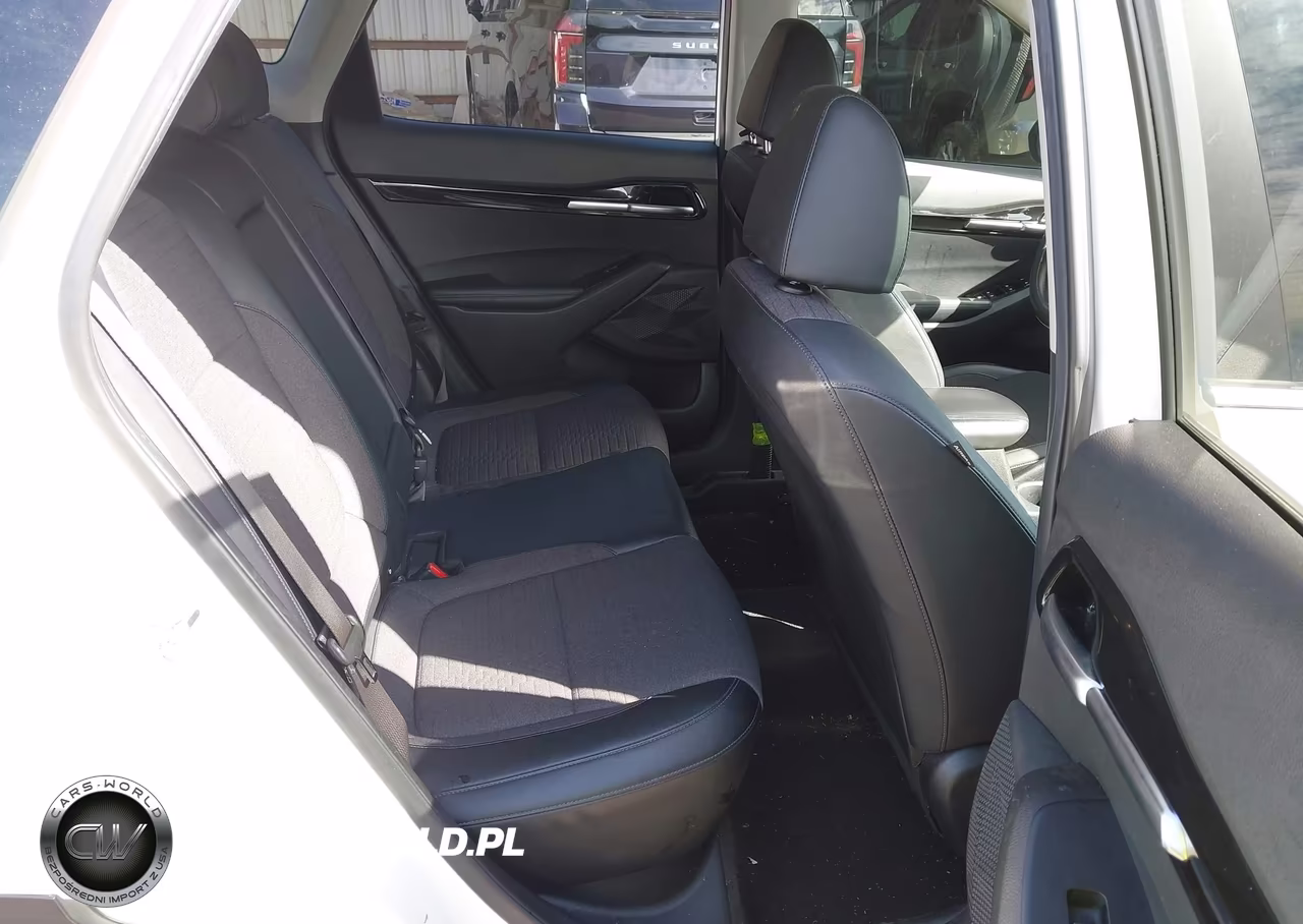 2021 Kia Seltos S VIN:KNDEU2AA4M7139381 - 8