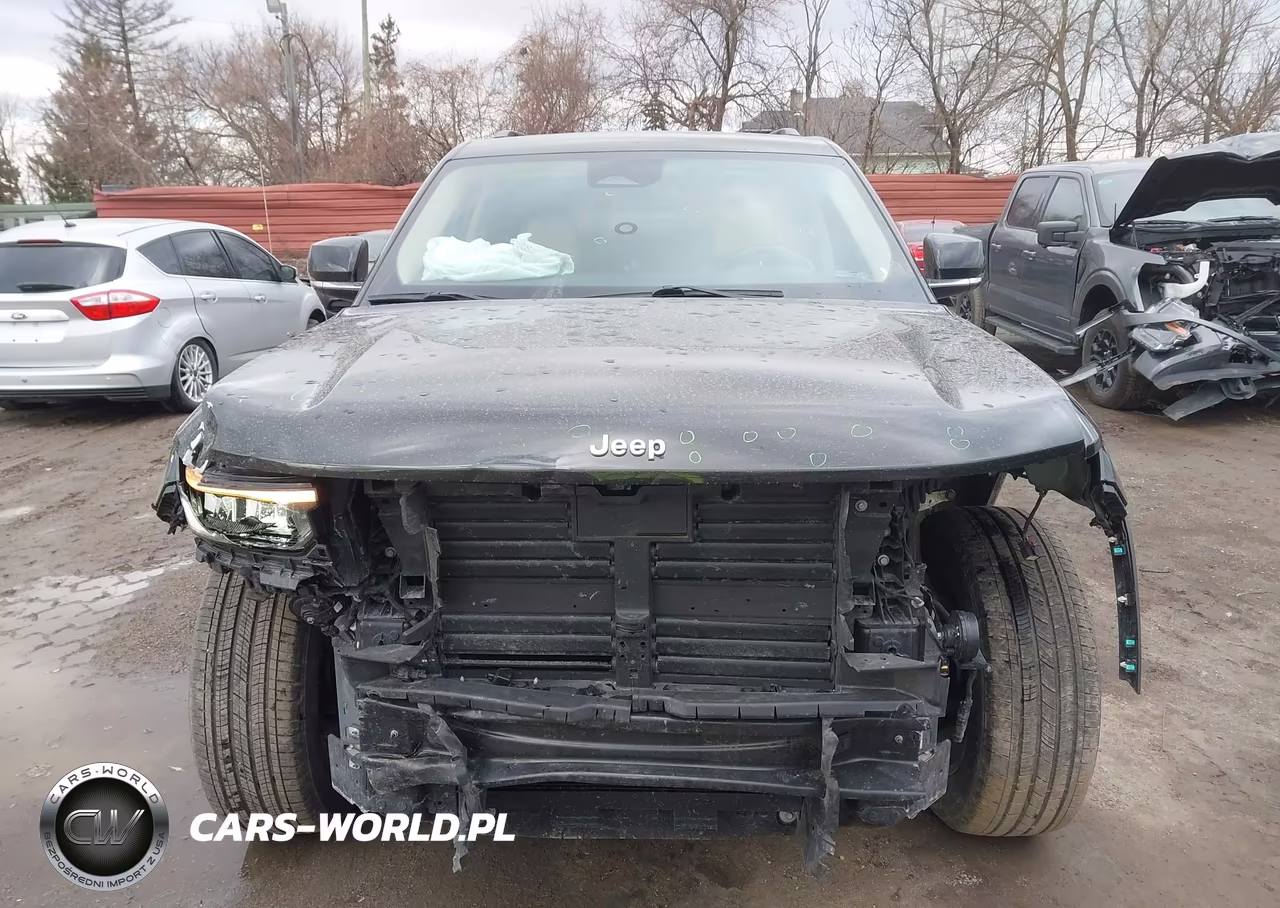 2022 Jeep Grand Cherokee L Limited 4X4 VIN:1C4RJKBG0N8538541 - 13
