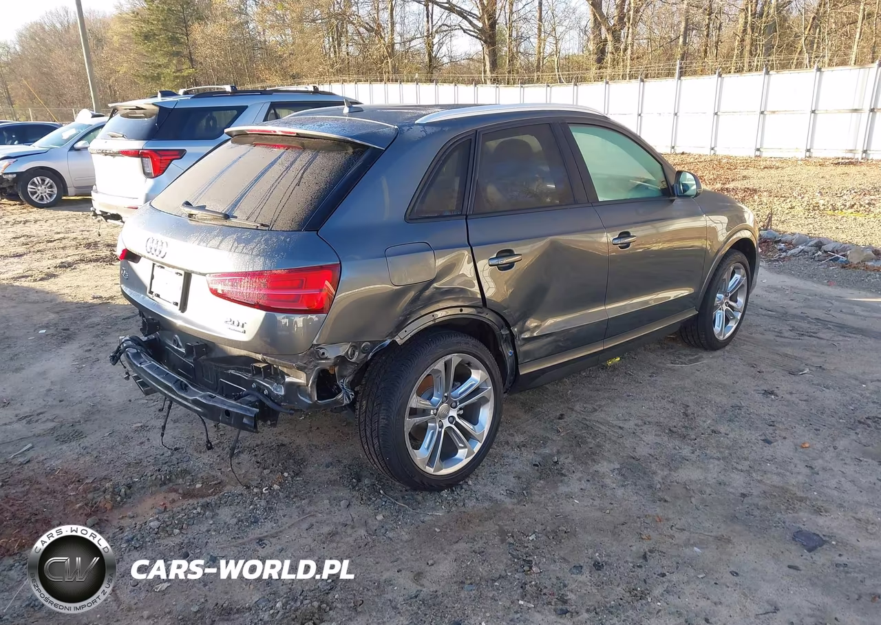 2018 Audi Q3 2.0T Premium-2.0T Sport Premium VIN:WA1ECCFS8JR030619 - 4