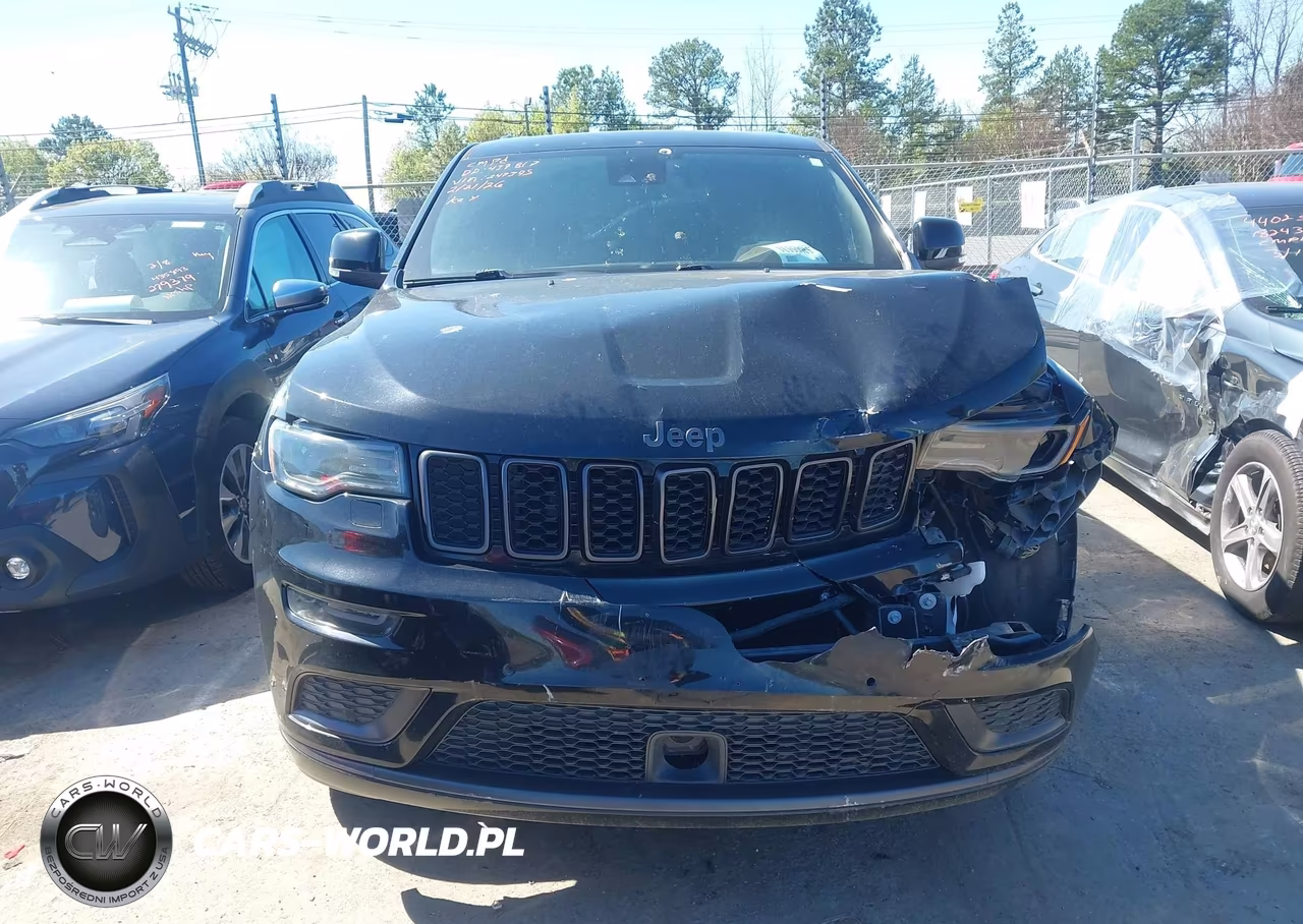 2018 Jeep Grand Cherokee High Altitude 4X2 VIN:1C4RJECG3JC247345 - 11