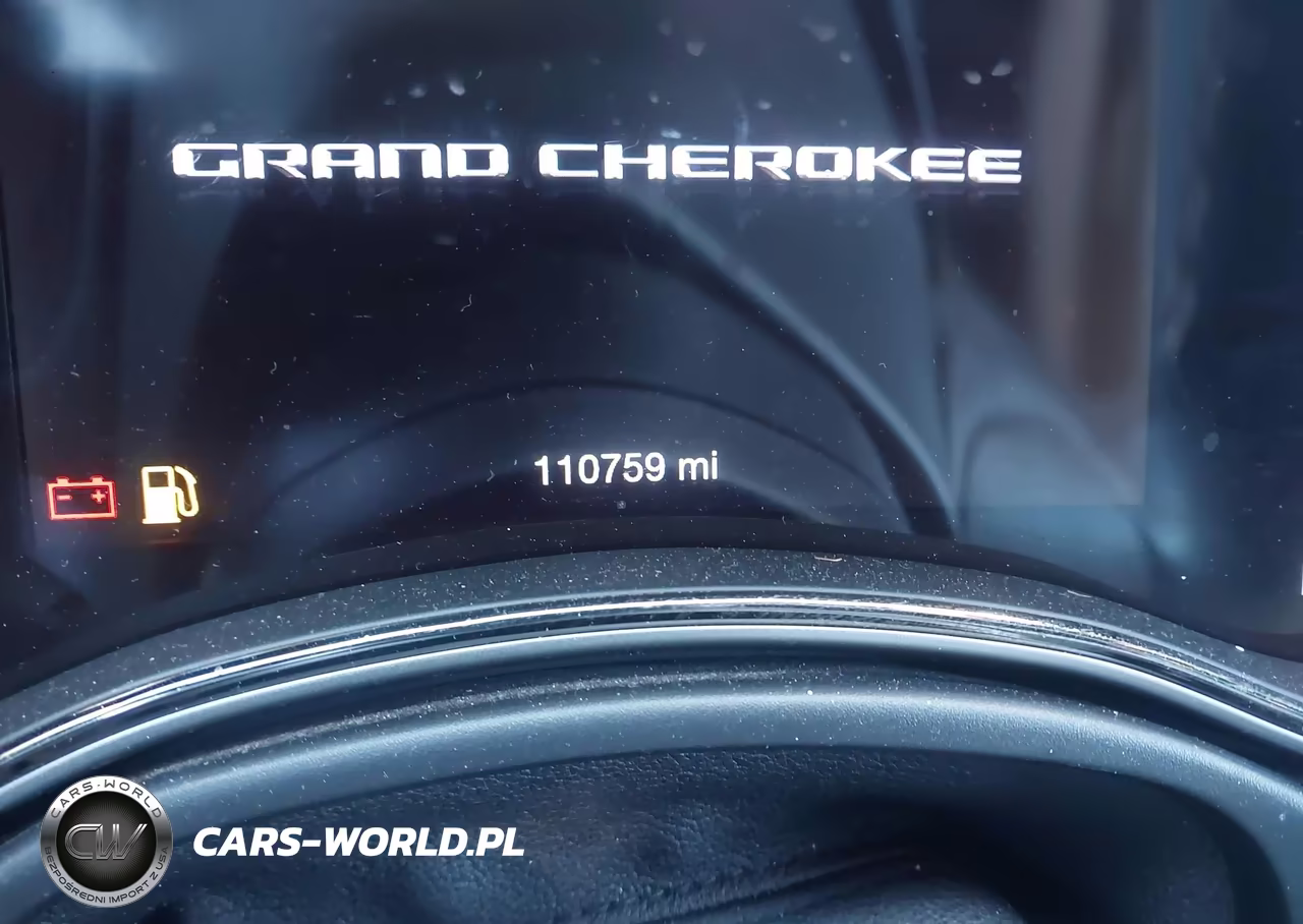 2018 Jeep Grand Cherokee High Altitude 4X2 VIN:1C4RJECG3JC247345 - 14