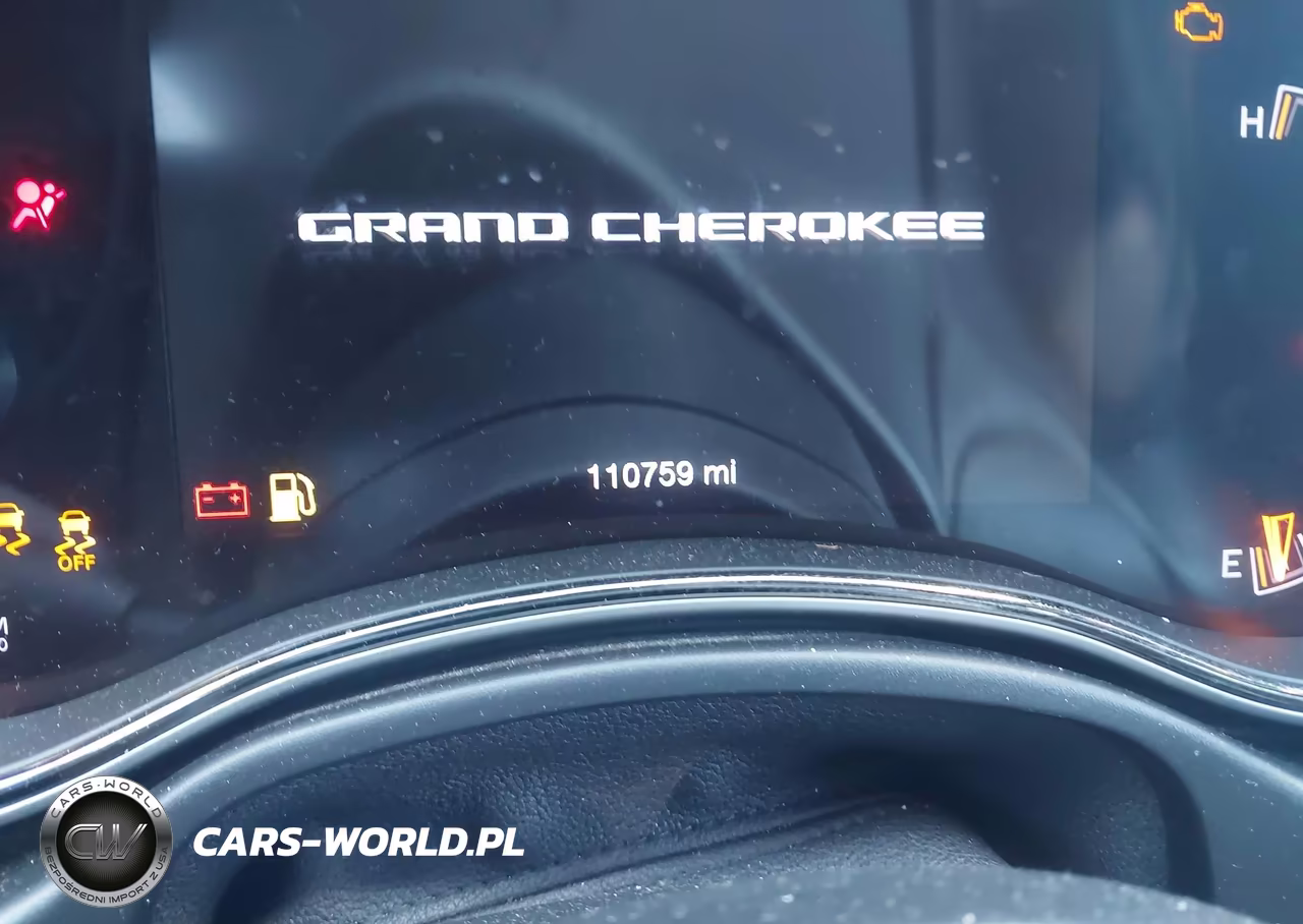 2018 Jeep Grand Cherokee High Altitude 4X2 VIN:1C4RJECG3JC247345 - 7