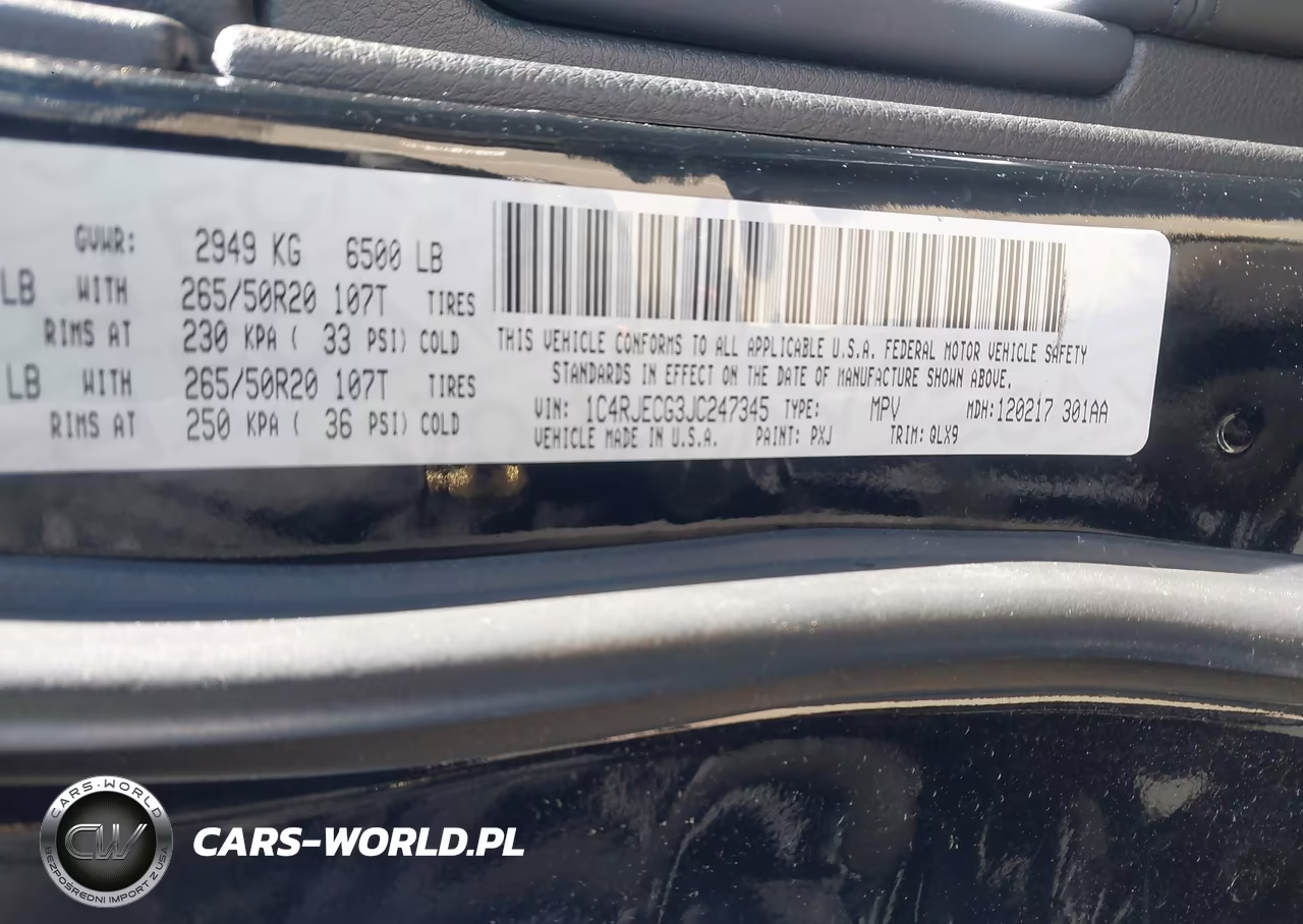 2018 Jeep Grand Cherokee High Altitude 4X2 VIN:1C4RJECG3JC247345 - 9