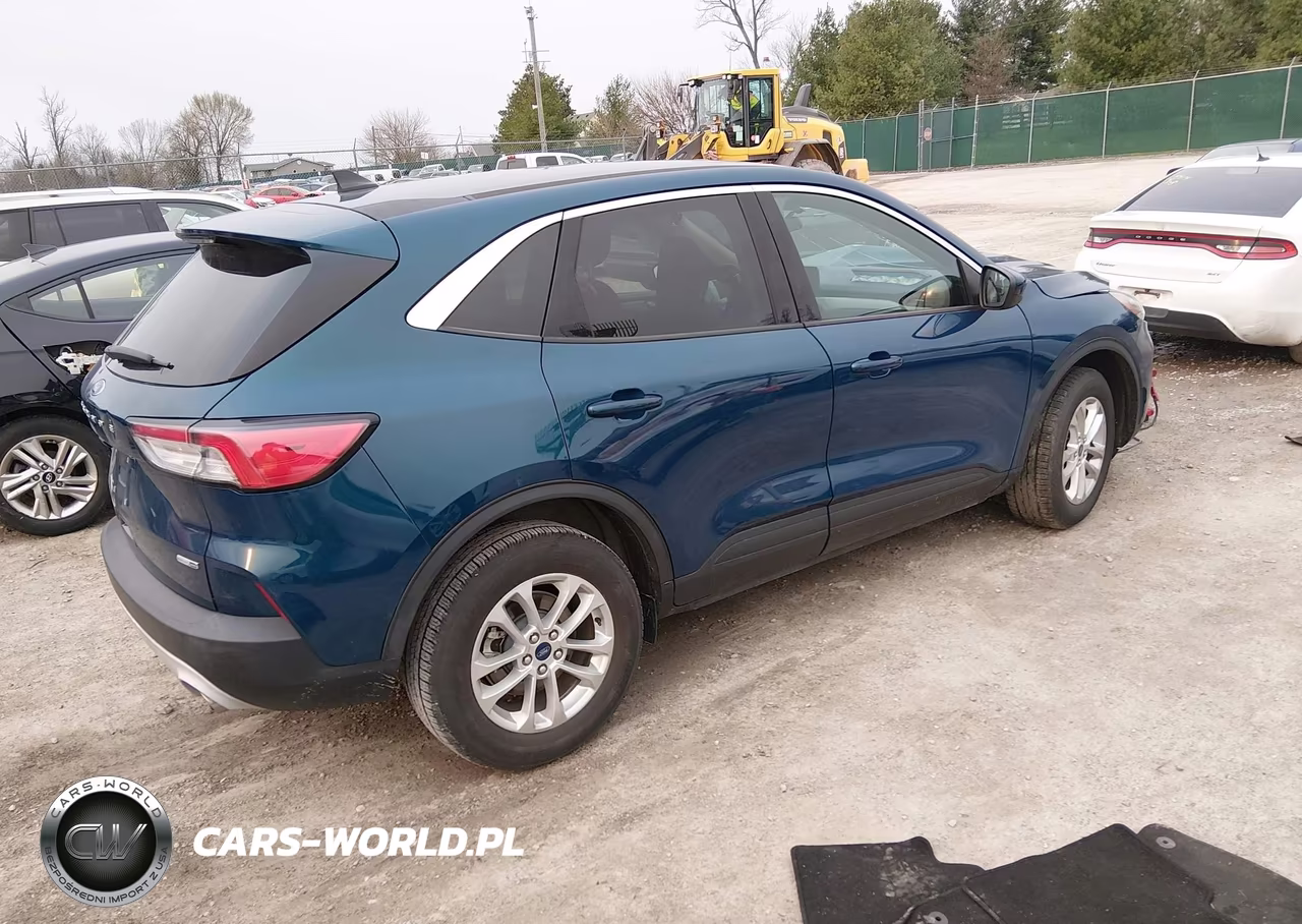 2020 Ford Escape Se VIN:1FMCU9G61LUC33166 - 4
