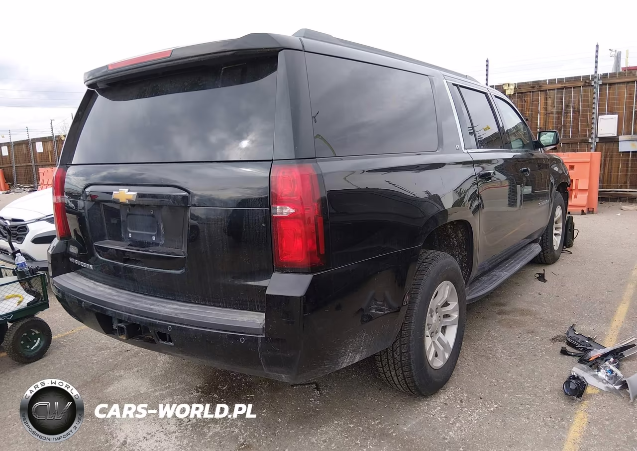 2017 Chevrolet Suburban Lt VIN:1GNSKHKC6HR182441 - 4
