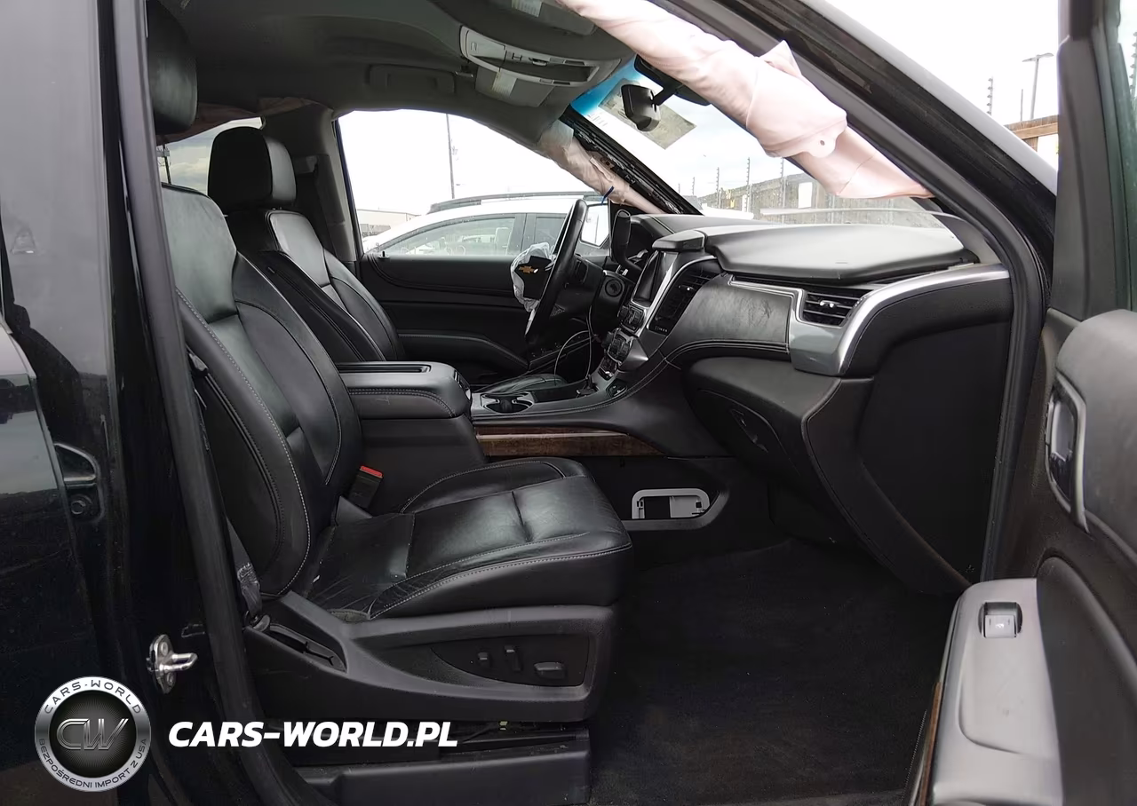 2017 Chevrolet Suburban Lt VIN:1GNSKHKC6HR182441 - 5