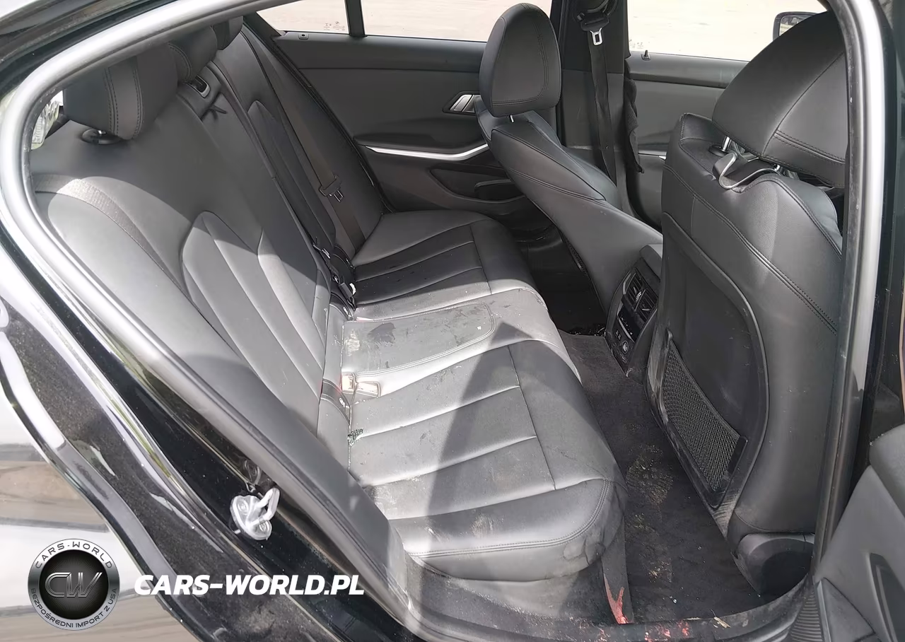 2019 BMW 330I xDrive VIN:WBA5R7C56KAJ81546 - 8