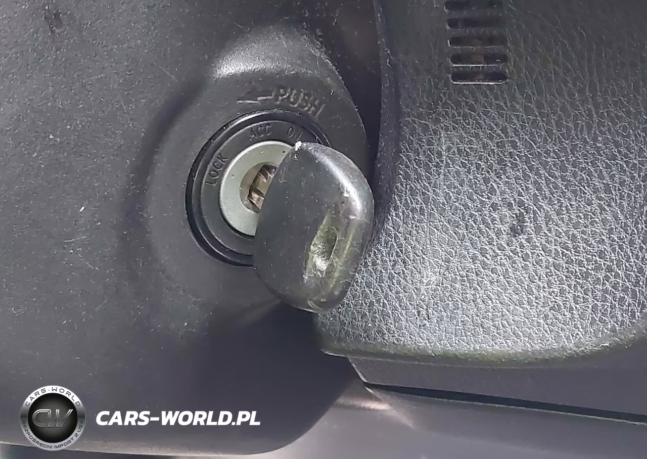 2018 Toyota Corolla Le VIN:2T1BURHE2JC996085 - 11