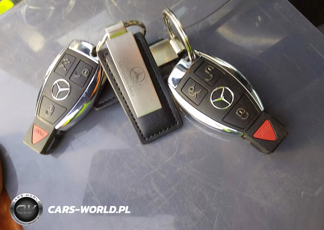 2020 Mercedes-Benz Slc 300 VIN:W1KPK3JA7LF172907 - 11