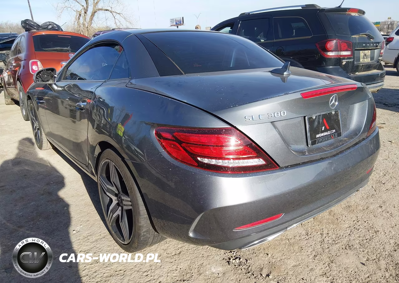 2020 Mercedes-Benz Slc 300 VIN:W1KPK3JA7LF172907 - 3