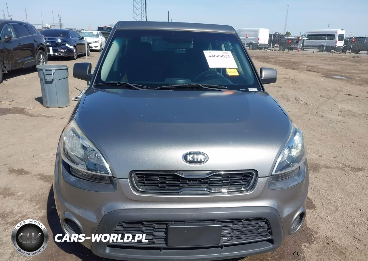 2013 Kia Soul VIN:KNDJT2A56D7508195 - 13
