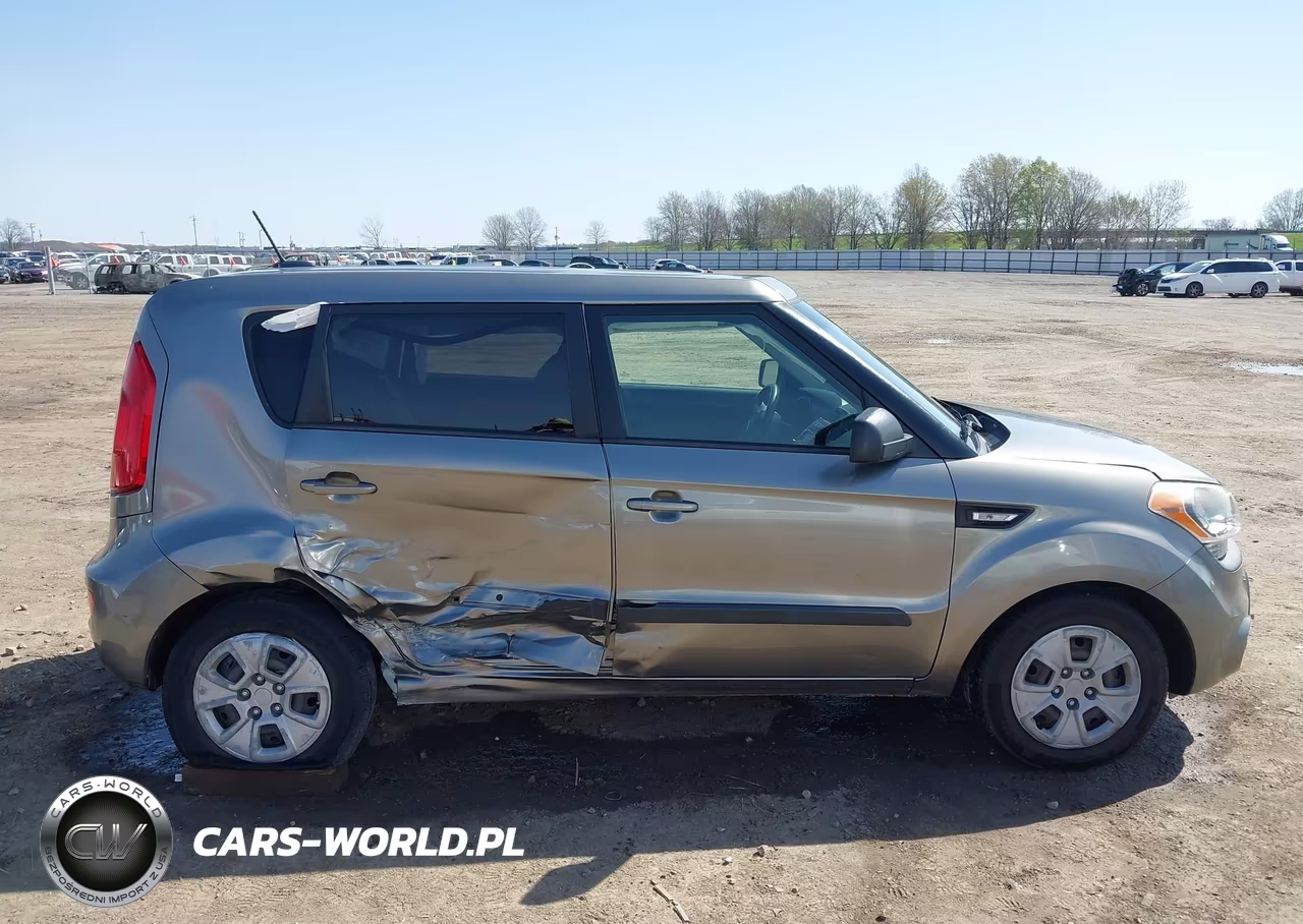 2013 Kia Soul VIN:KNDJT2A56D7508195 - 14