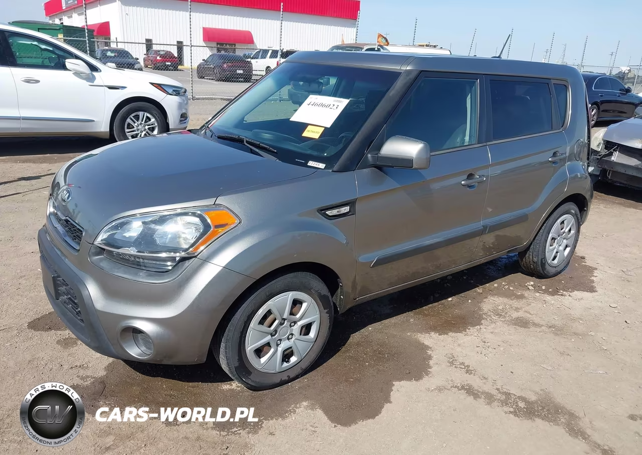 2013 Kia Soul VIN:KNDJT2A56D7508195 - 2