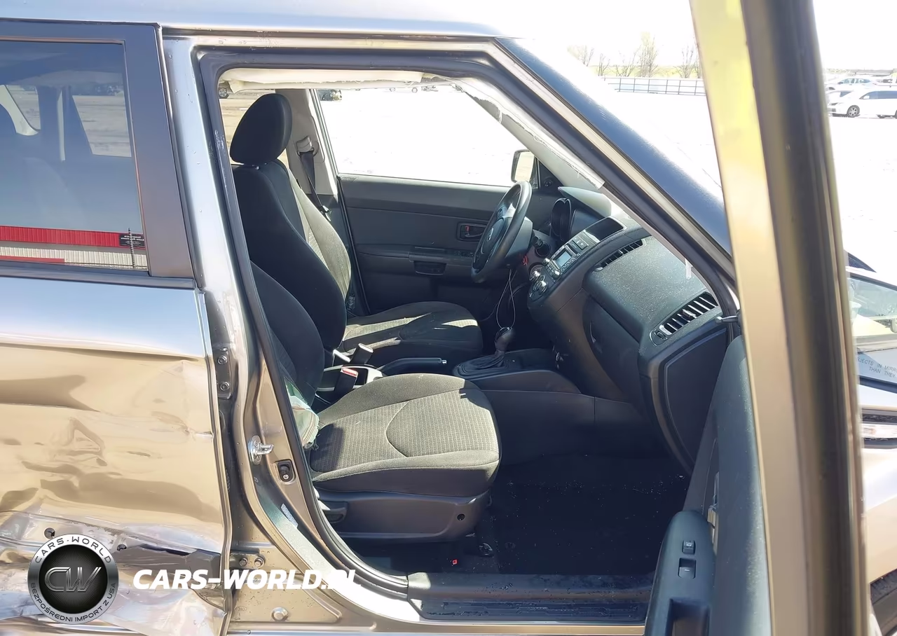 2013 Kia Soul VIN:KNDJT2A56D7508195 - 5
