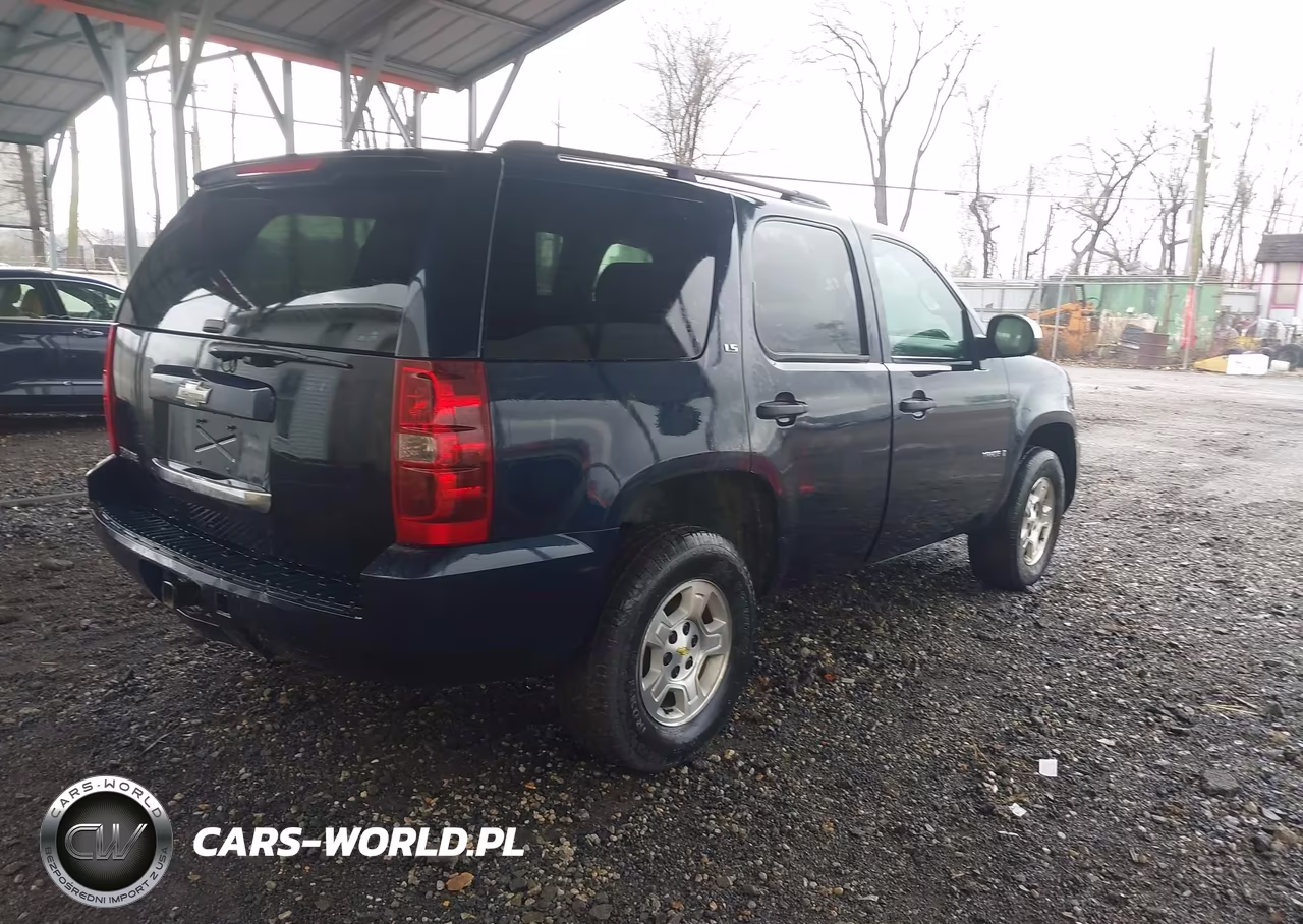 2007 Chevrolet Tahoe Ls VIN:1GNFK13077J139074 - 4