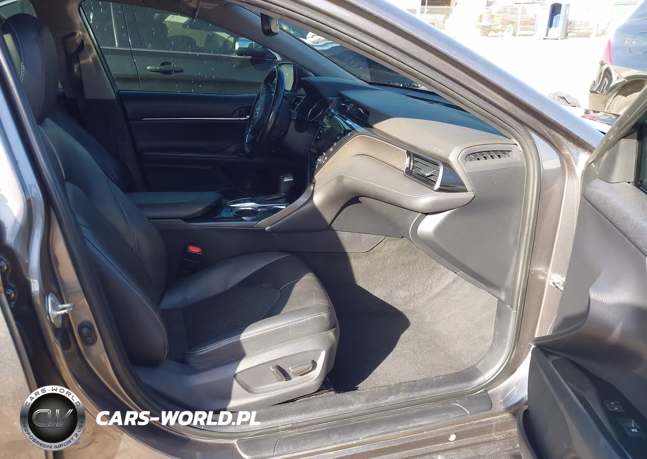 2019 Toyota Camry Xse VIN:4T1B61HK4KU296635 - 5