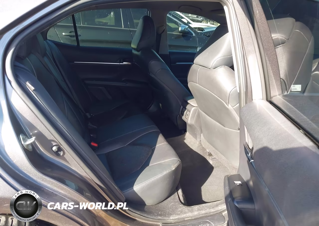 2019 Toyota Camry Xse VIN:4T1B61HK4KU296635 - 8