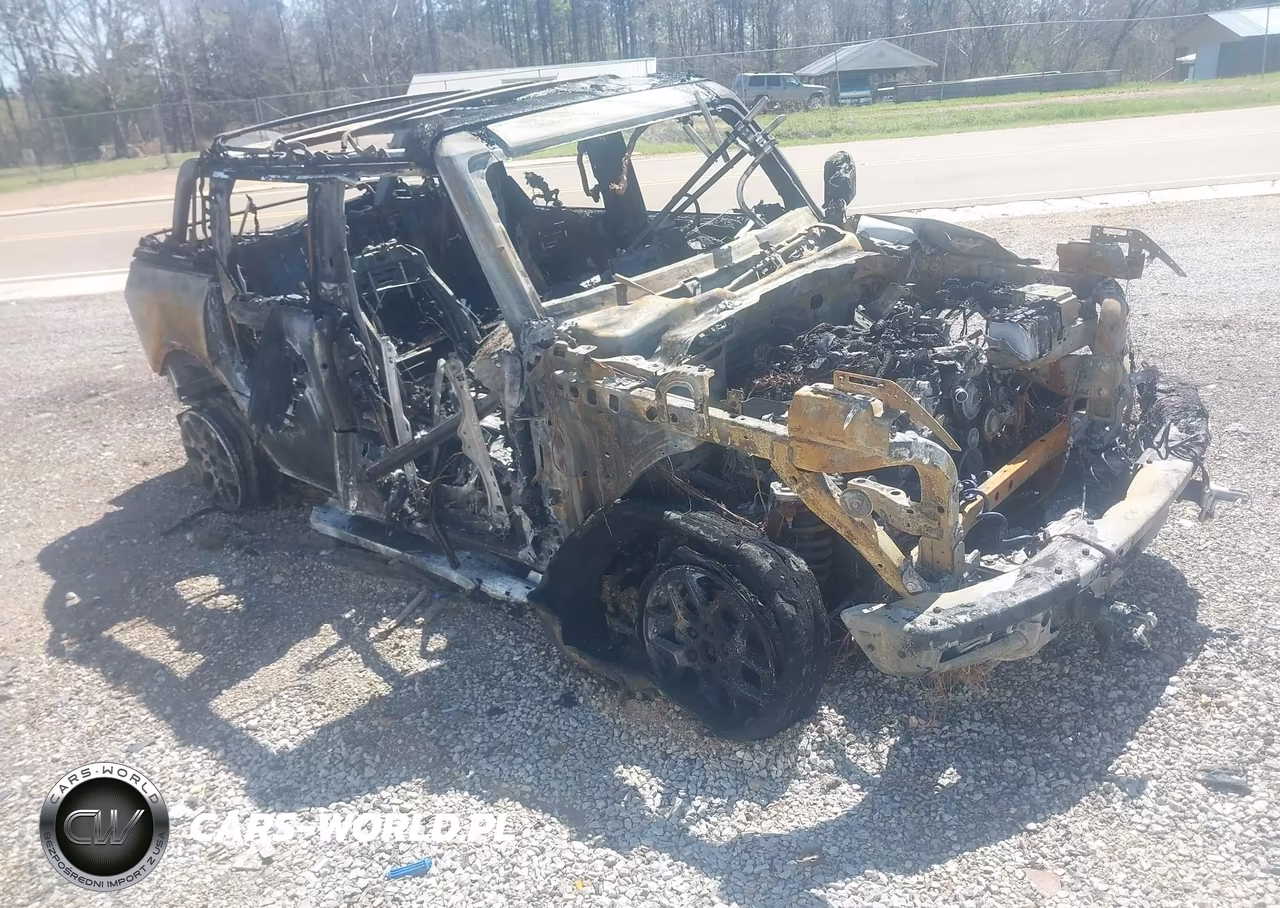 2023 Ford Bronco Outer Banks – zdjęcie 1 z 14