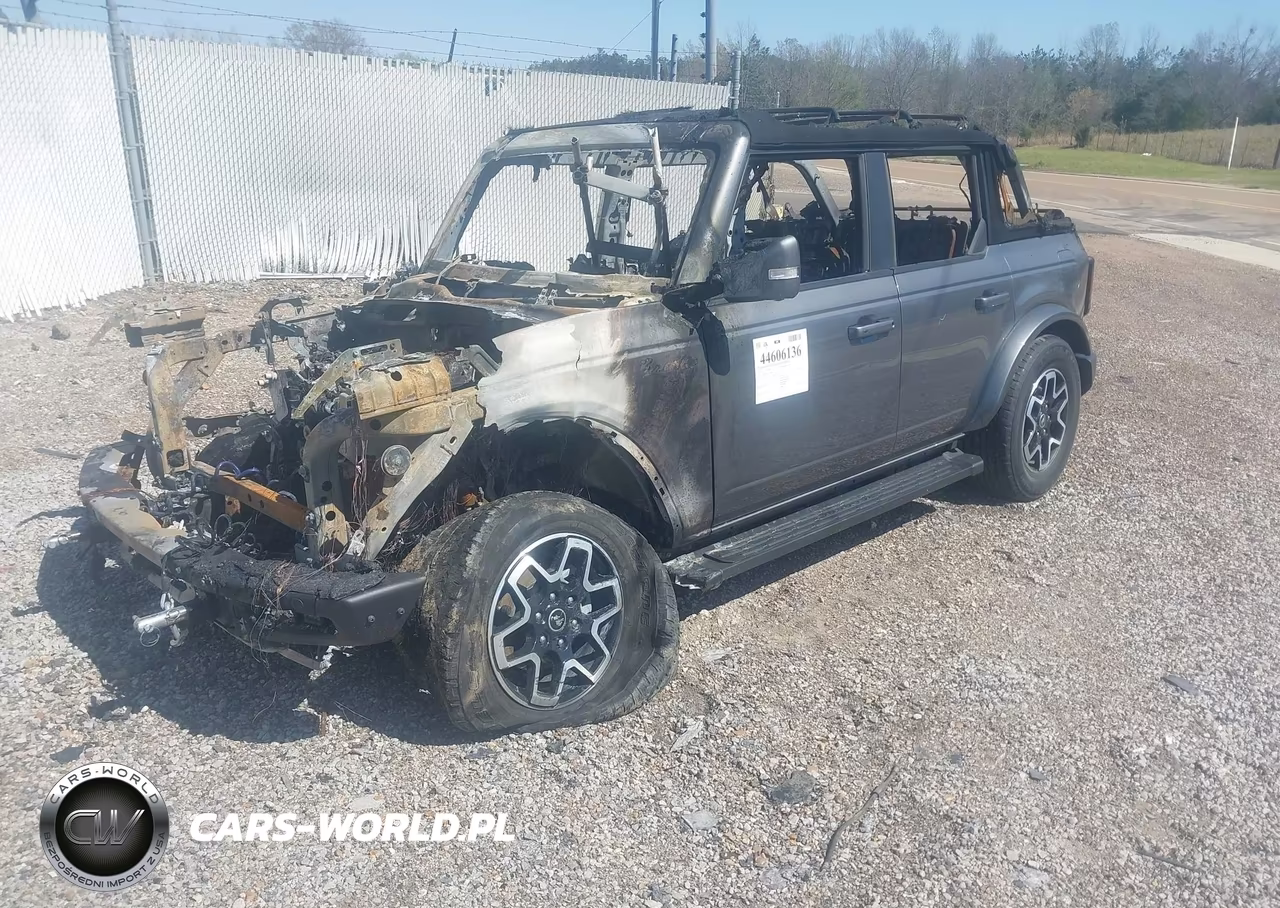 2023 Ford Bronco Outer Banks VIN:1FMEE5DPXPLB39665 - 2