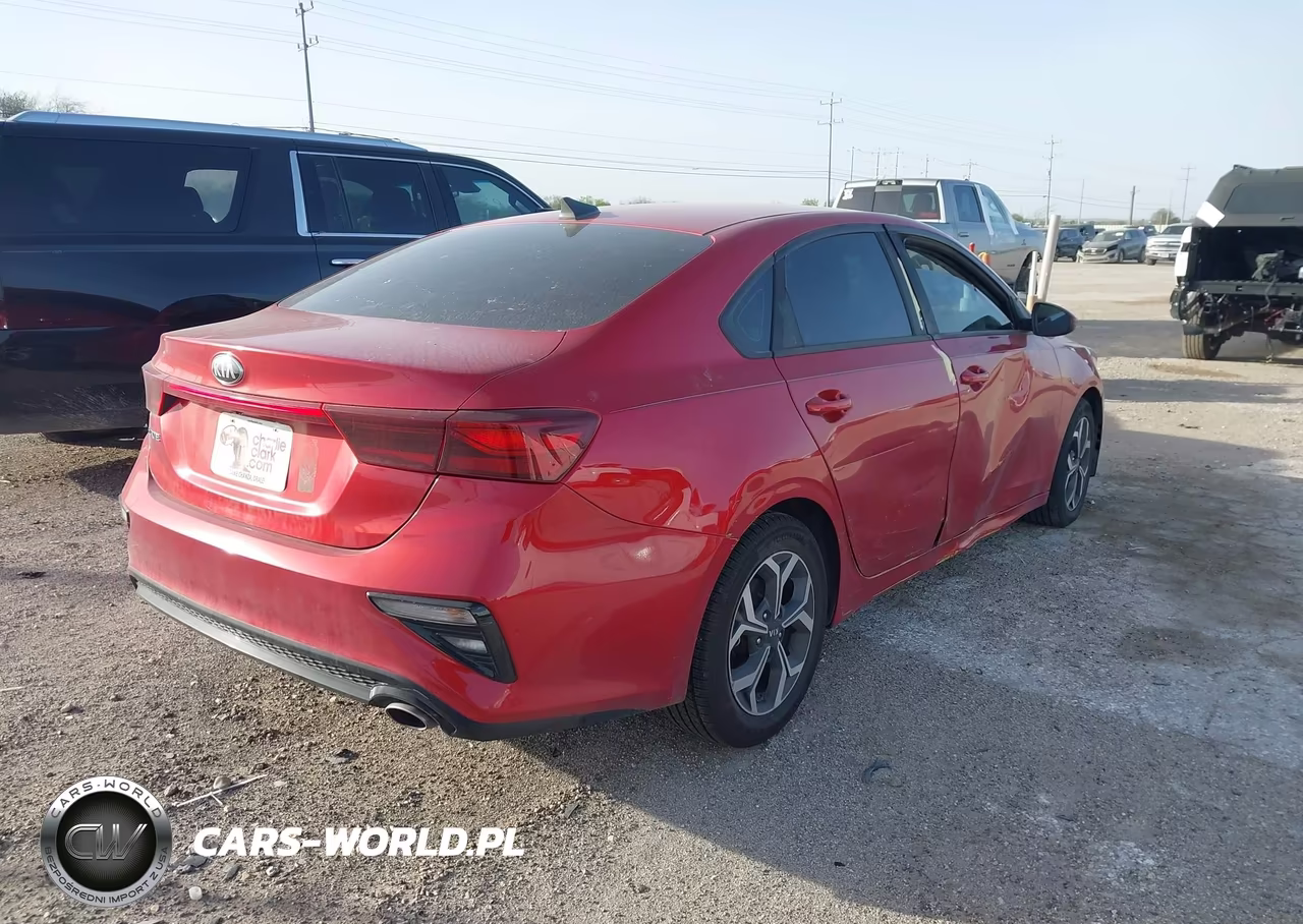 2019 Kia Forte Lxs VIN:3KPF24AD8KE076895 - 4