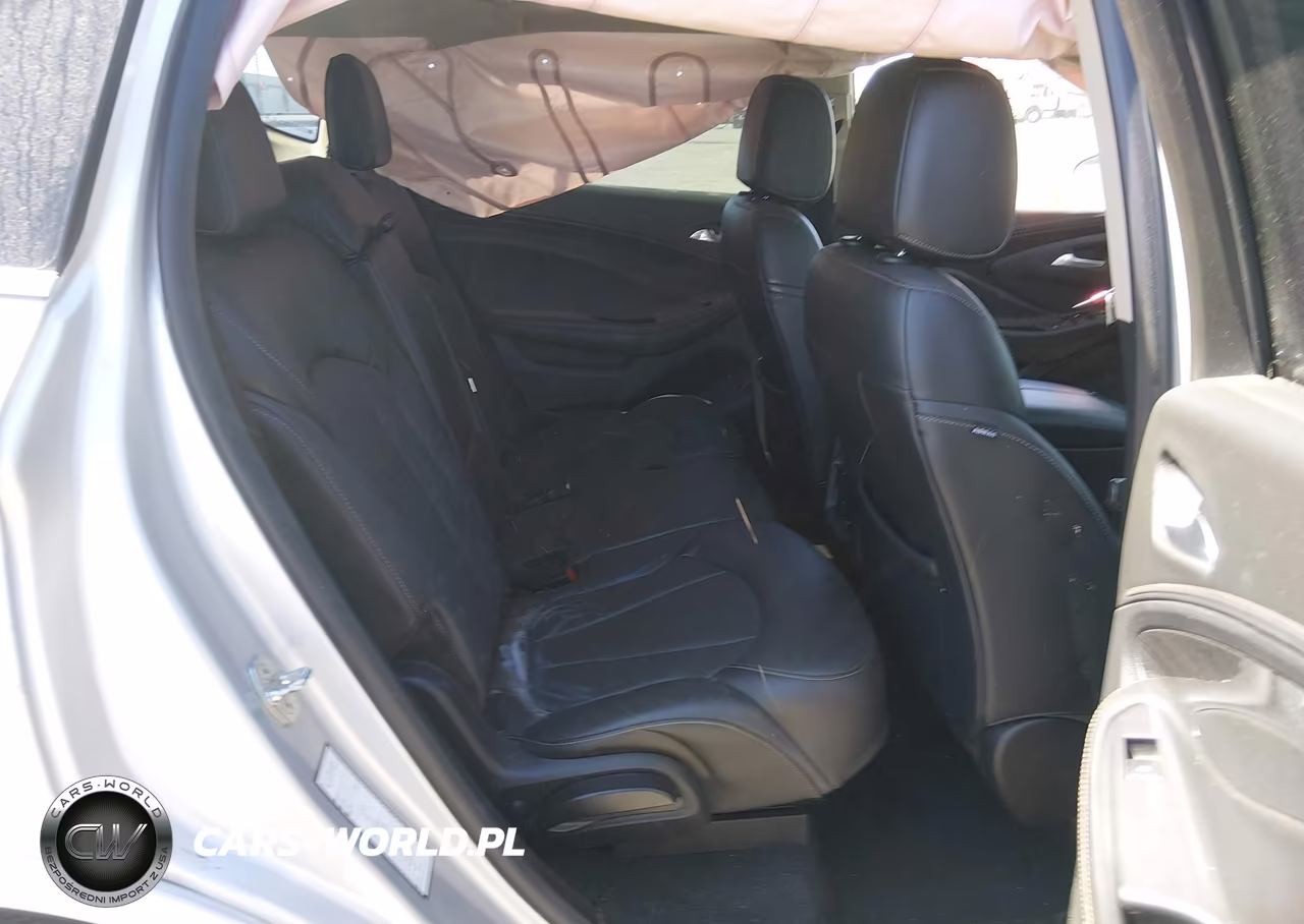 2017 Buick Envision Essence VIN:LRBFXBSAXHD192005 - 8
