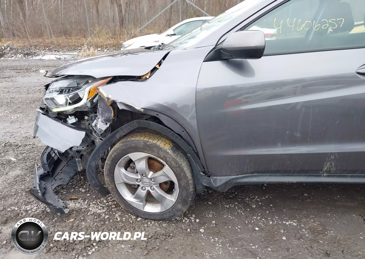 2019 Honda Hr-V Lx VIN:3CZRU6H3XKG734683 - 6