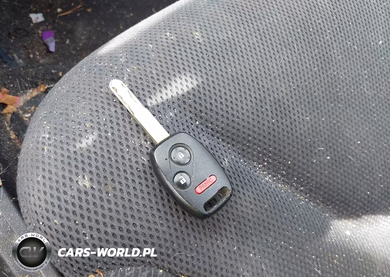 2013 Honda Fit Sport VIN:JHMGE8H51DC068356 - 11