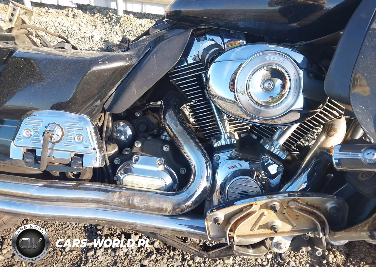 2012 Harley-Davidson Fltru Road Glide Ultra VIN:1HD1KGM14CB632341 - 8
