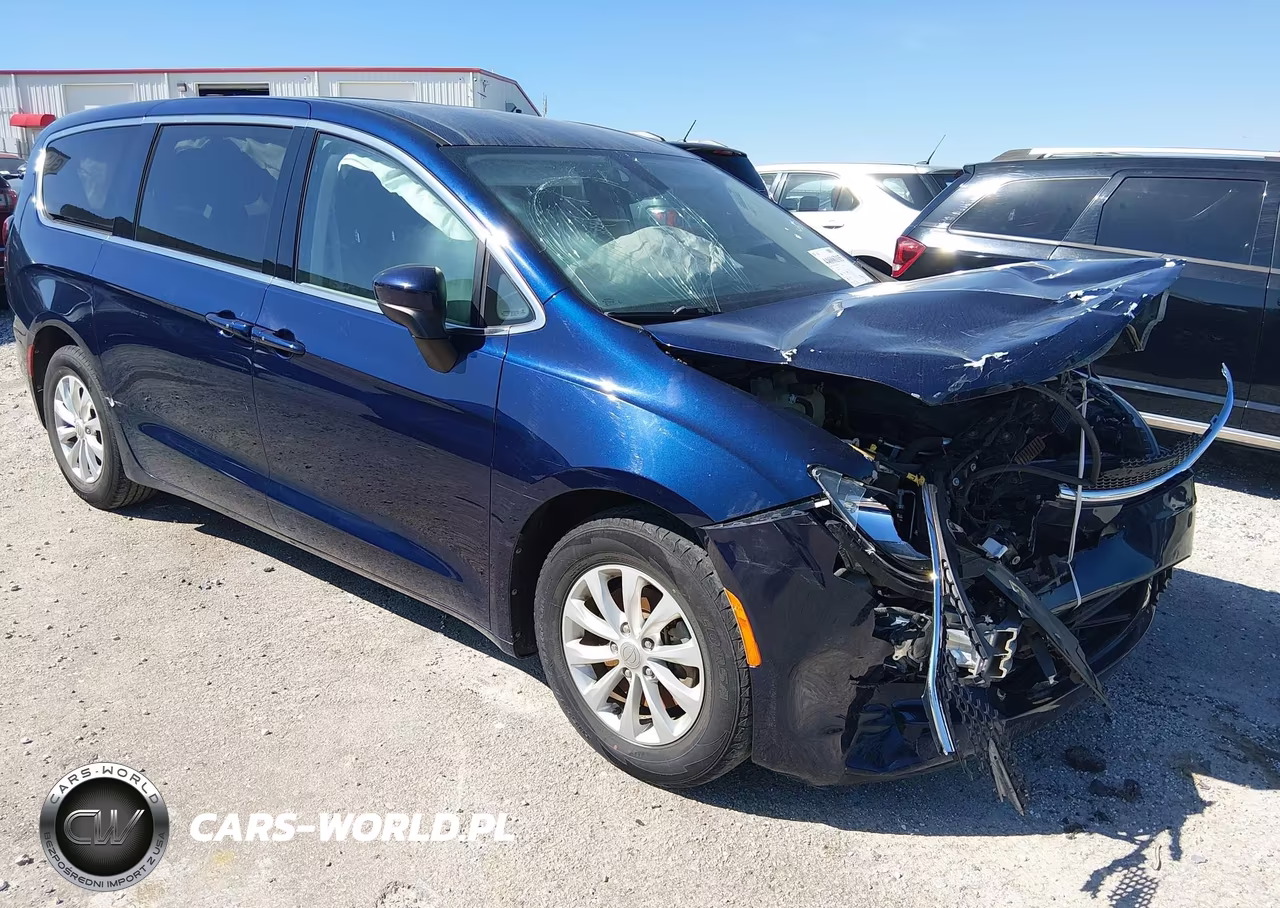 2017 Chrysler Pacifica Touring