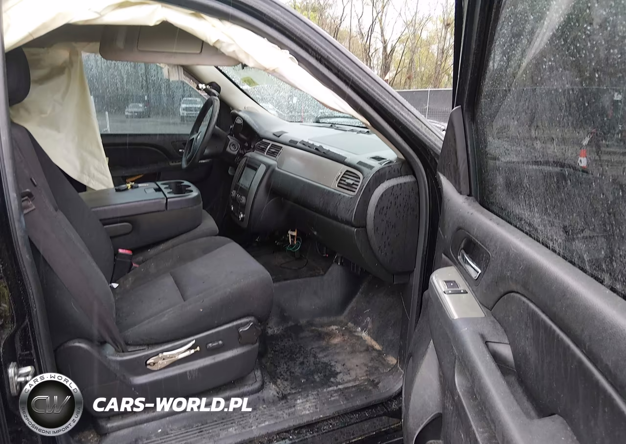 2014 Chevrolet Tahoe Commercial Fleet VIN:1GNLC2E03ER159744 - 5