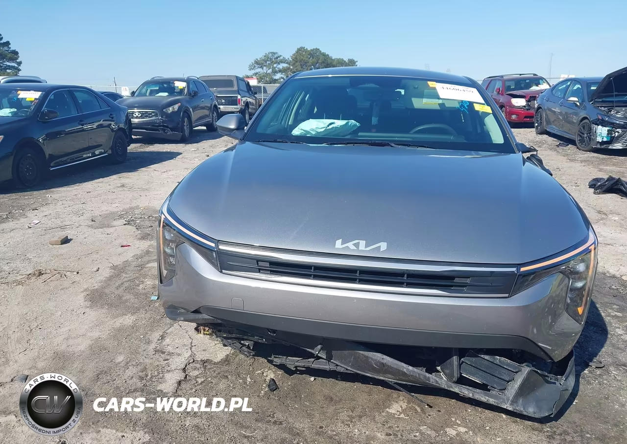 2025 Kia K4 Lxs VIN:3KPFT4DE0SE120258 - 12