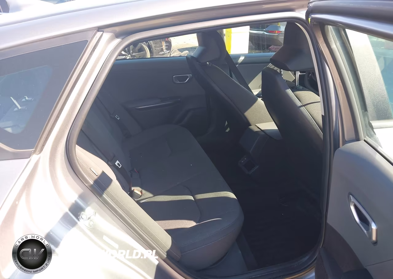 2025 Kia K4 Lxs VIN:3KPFT4DE0SE120258 - 8