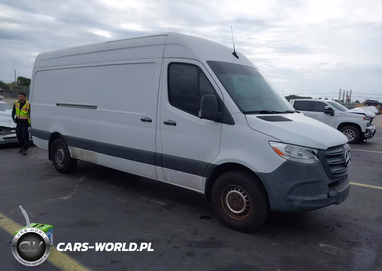 2019 Mercedes-Benz Sprinter 2500 High Roof V6