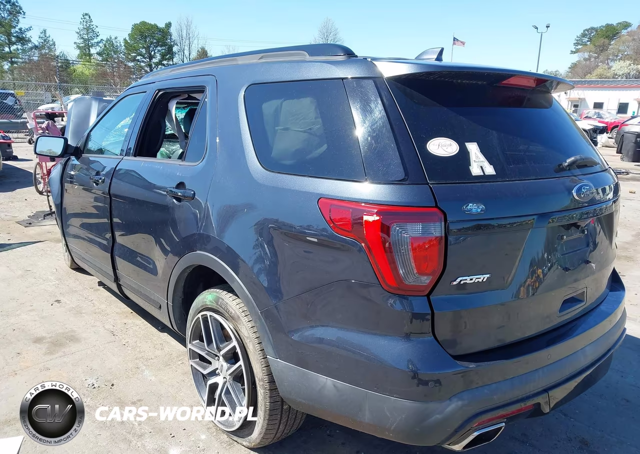 2017 Ford Explorer Sport VIN:1FM5K8GT2HGA84139 - 3
