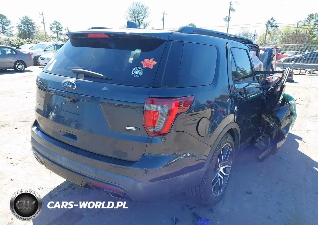 2017 Ford Explorer Sport VIN:1FM5K8GT2HGA84139 - 4