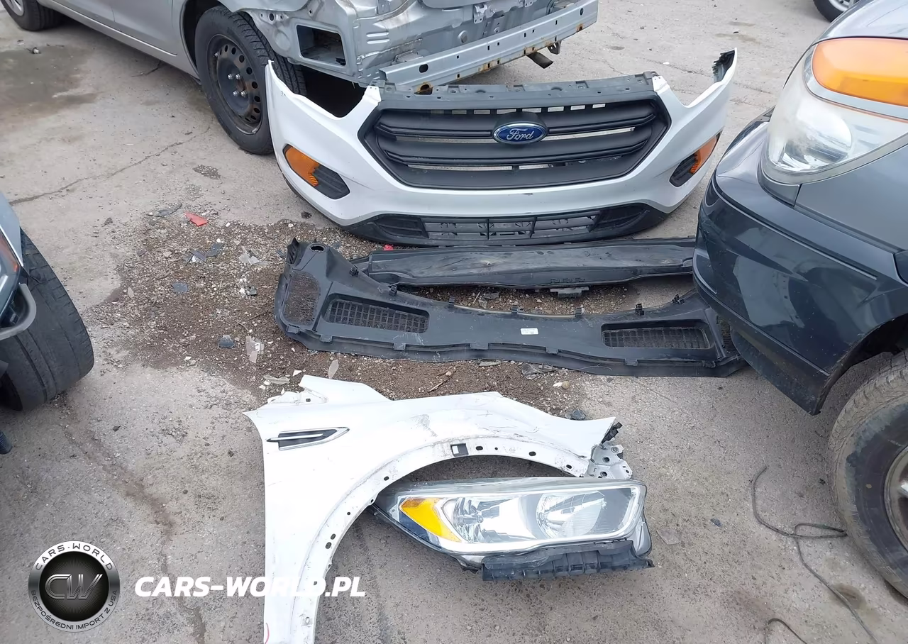 2017 Ford Escape S VIN:1FMCU0F7XHUA45159 - 12